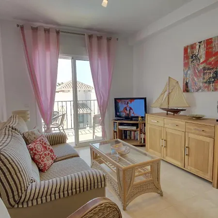 Апартаменты Chimenea Pinar 2 Casasol Нерха