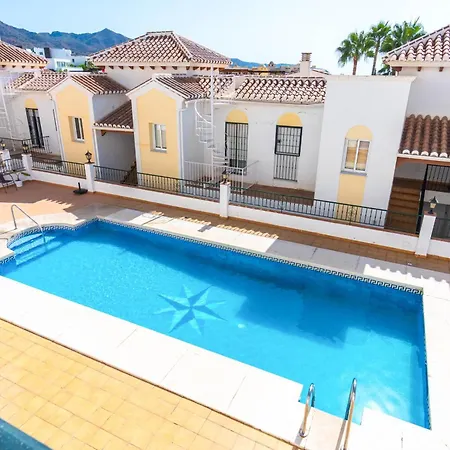 Chimenea Pinar 2 Casasol Nerja