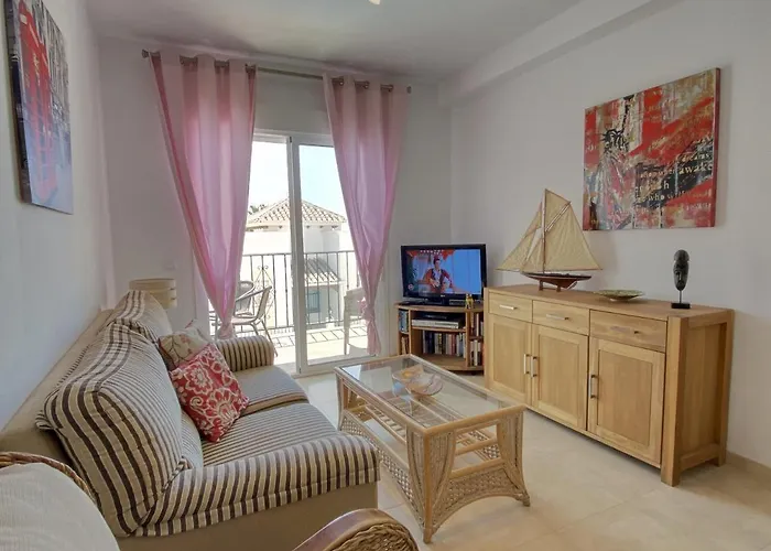 Апартаменты Chimenea Pinar 2 Casasol Нерха